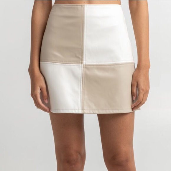 2X HP! NWT West of Melrose Block It Out Vegan Leather Skirt - Picture 4 of 9